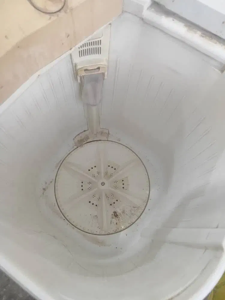 لباسشویی|ماشین لباسشویی و خشک‌کن لباس|شاهین‌شهر, عطار|دیوار