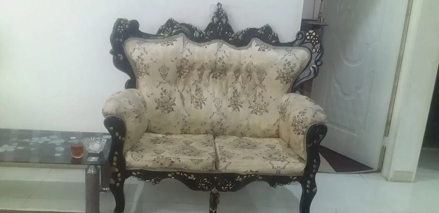 مبل سلطنتی|مبلمان خانگی و میز عسلی|قرچک, زیبا شهر|دیوار