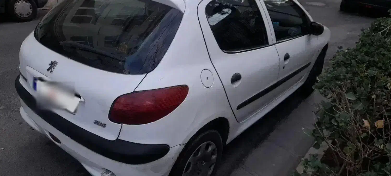 ۲۰۶ سفیدمدل۹۰|خودرو سواری و وانت|تهران, تسلیحات|دیوار