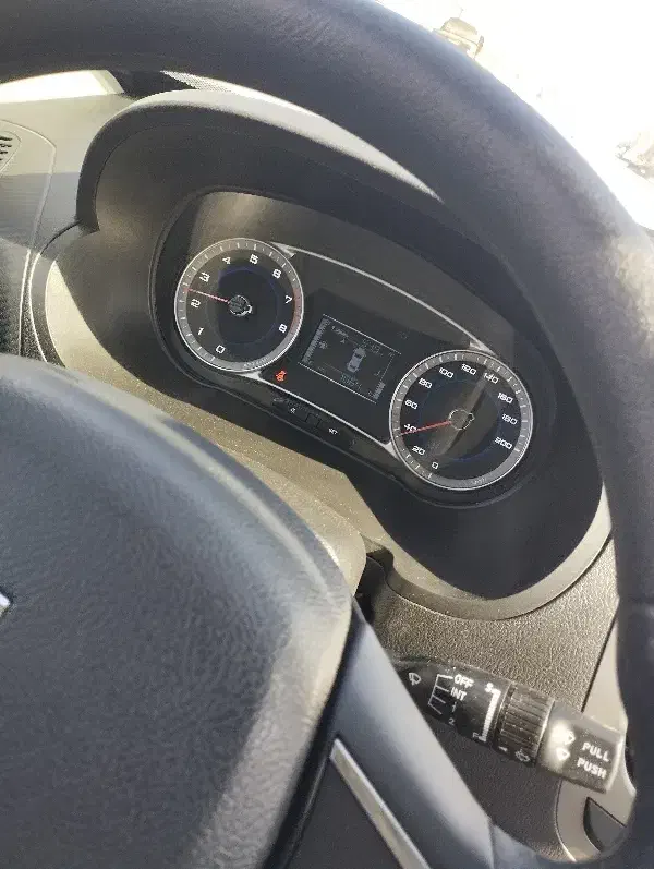 ساینا اس ۴۰۴ معاوضه با پژو|خودرو سواری و وانت|خمینیشهر, |دیوار