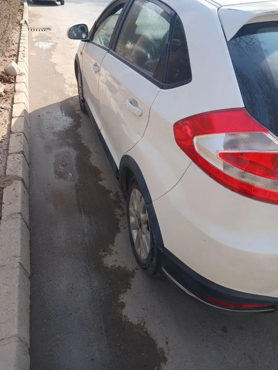 mvm 315 مدل ۹۶ بدون رنگ|خودرو سواری و وانت|مشهد, عنصری|دیوار