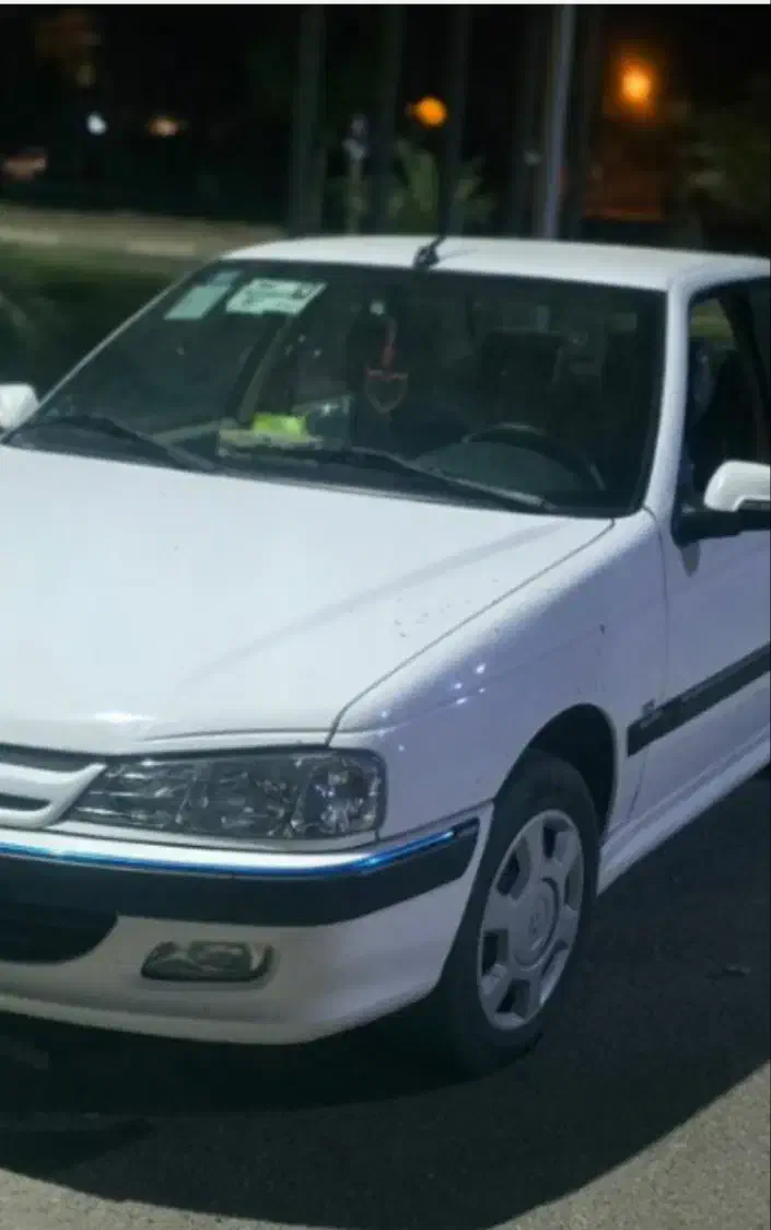 قیمت ۹۵۰۰۰۰۰۰۰۰|خودرو سواری و وانت|زاویه, |دیوار