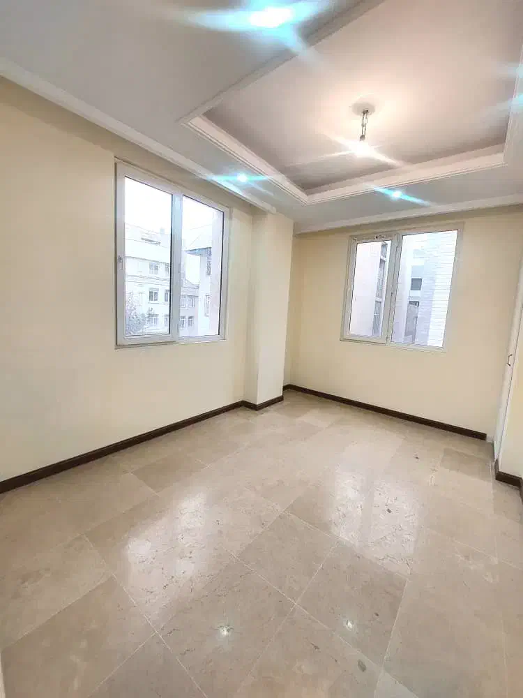 آپارتمان۱۲۰متر/۲خ/تک واحد۳ساله/چهارباغ شرقی/شخصی