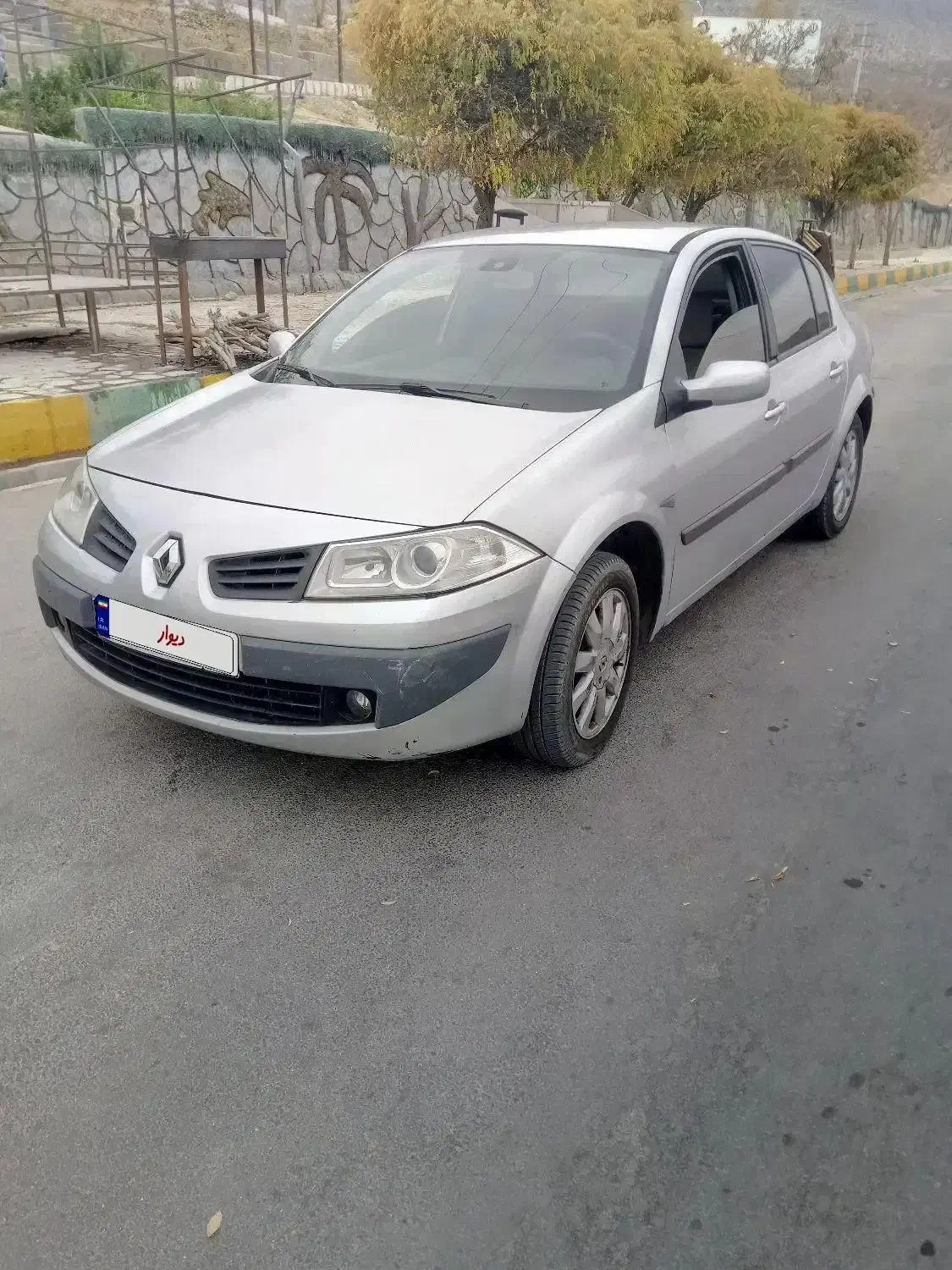 رنو مگان ۲۰۰۰ اتوماتیک مدل ۸۹|خودرو سواری و وانت|شیراز, فرهنگ شهر|دیوار