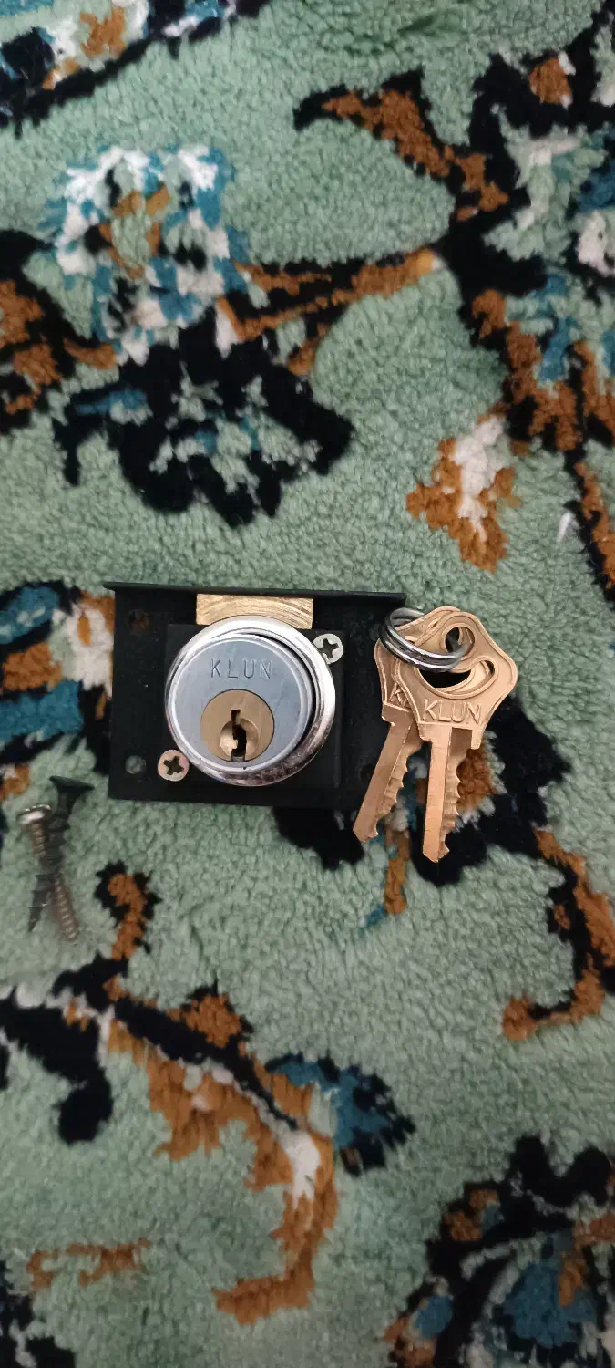 قفل ۸۰۸ نو|ابزارآلات|تبریز, |دیوار