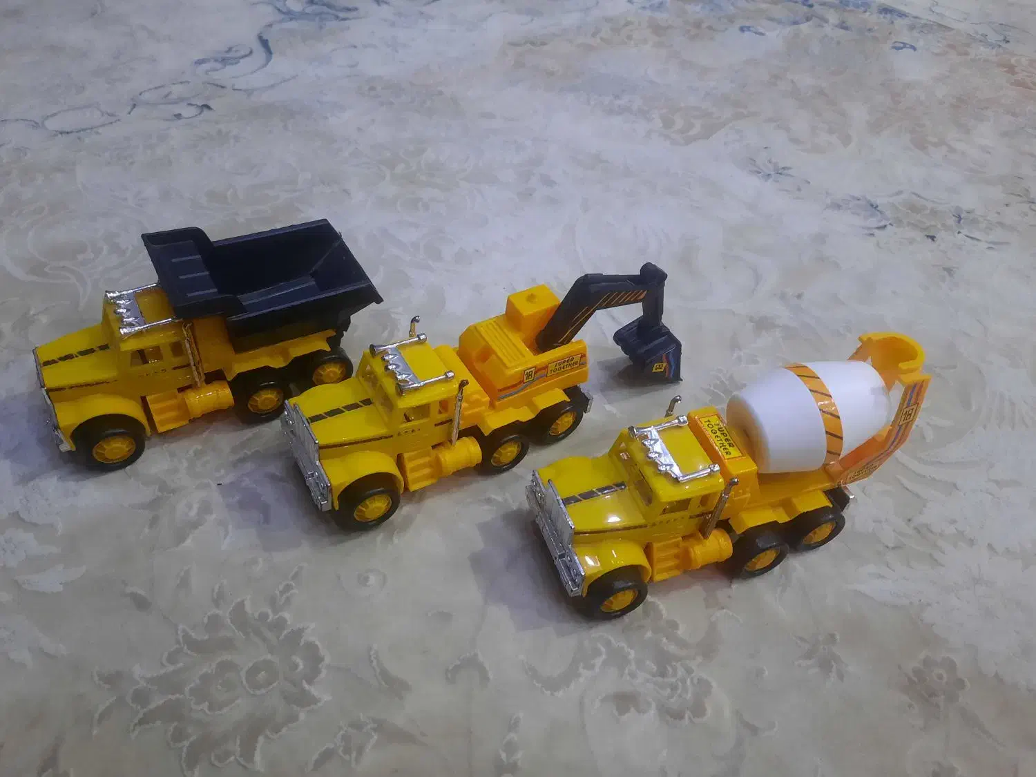 ماشین اسباب بازی|اسباببازی بچه|کرج, شهرک یاس جنوبی|دیوار