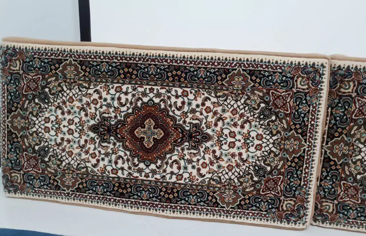 پشتی نو نو|پشتی|فردوسیه, |دیوار