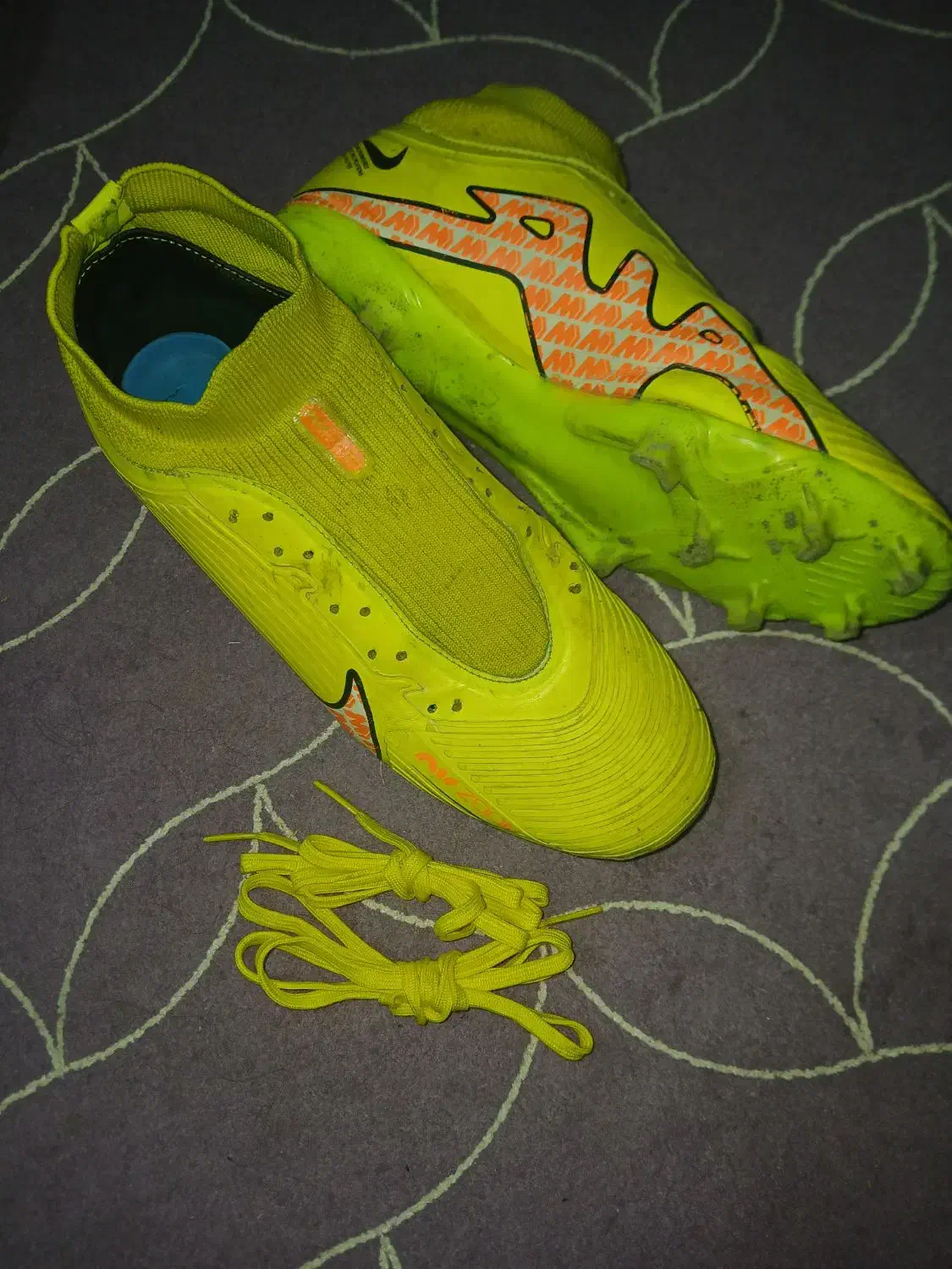 کفش فوتبال|کیف، کفش، کمربند|ارومیه, |دیوار