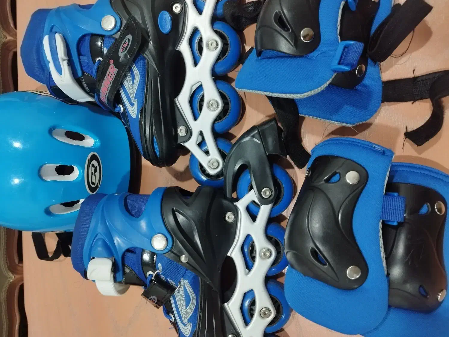 کفش اسکیت|دوچرخه، اسکیت، اسکوتر|سرایان, |دیوار