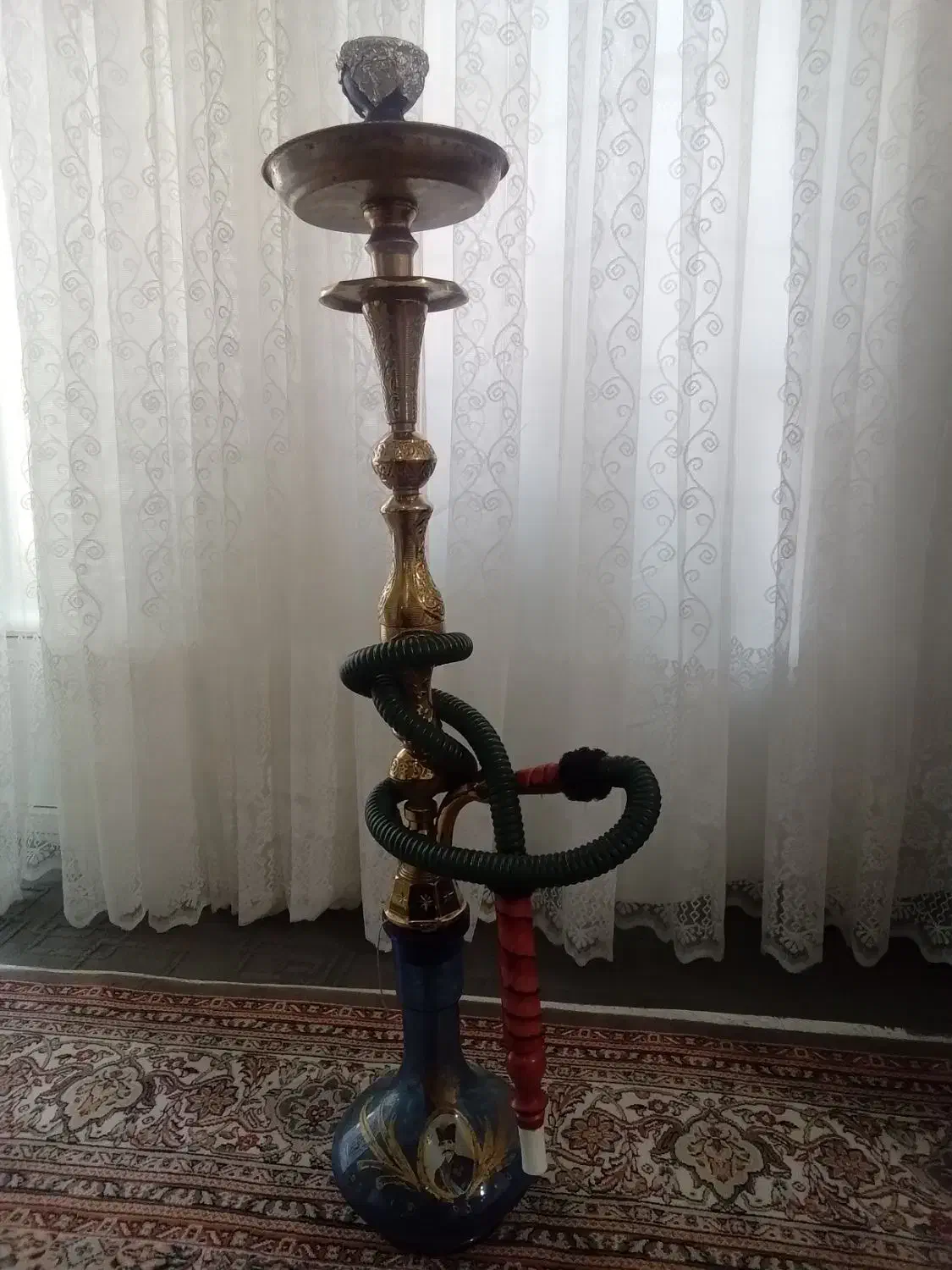 قلیان برنزی باشیشه قدیمی|کلکسیون اشیاء عتیقه|اردبیل, |دیوار