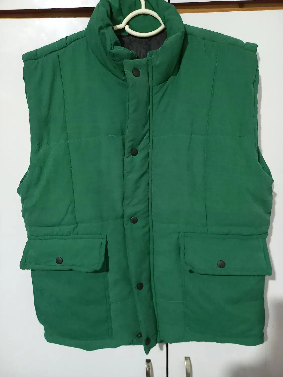 پافر|لباس|رشت, پارک شهر|دیوار