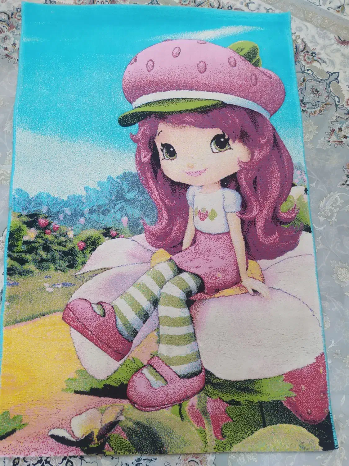 فرش کودک توت فرنگی...سالم سالم بدون هیچ پوسیدگی|فرش|رشت, شهریاران|دیوار