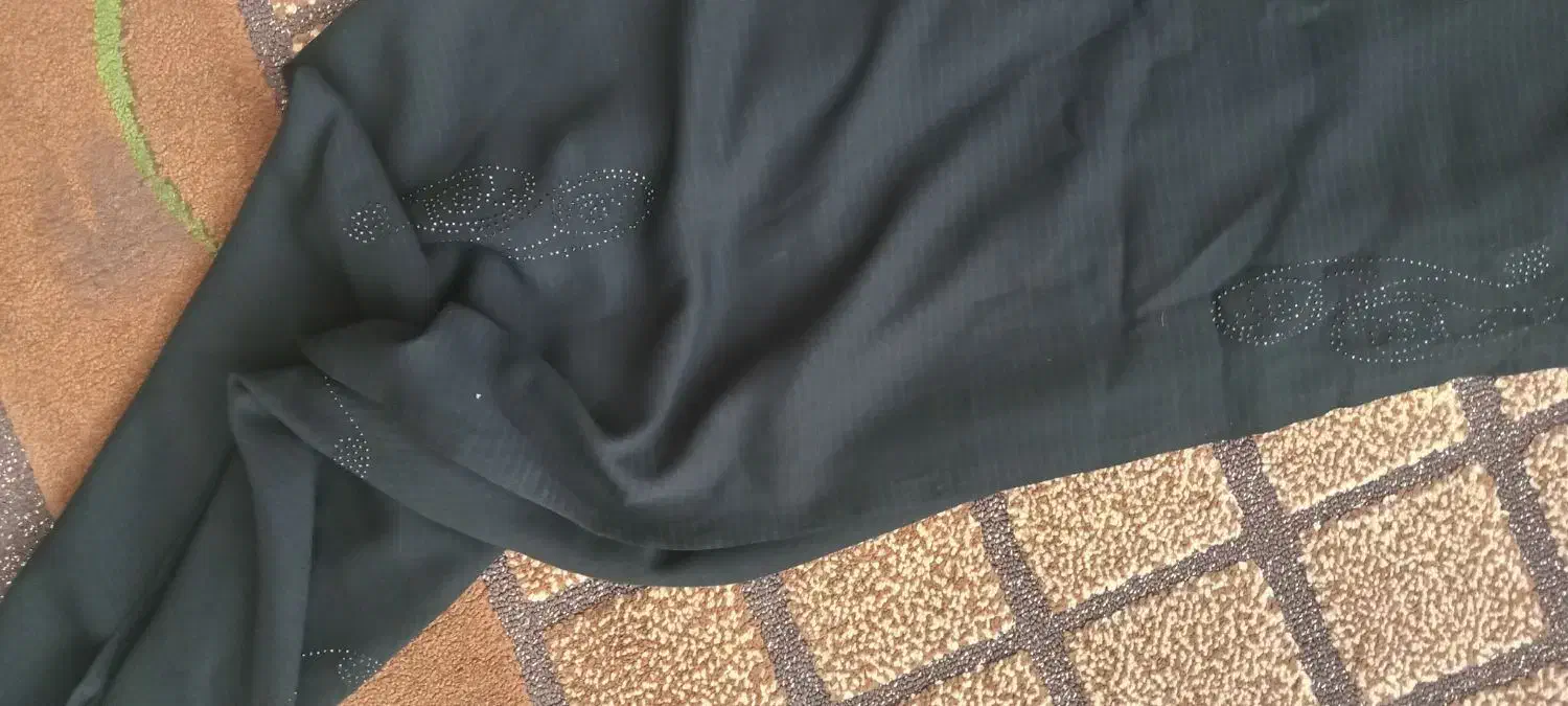 چادر مشکی نگین دار|لباس|الشتر, |دیوار