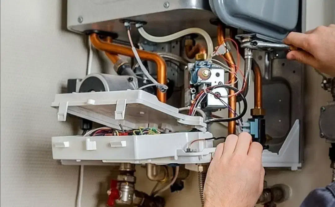 سرویس و تعمیر پکیج و ابگرمکن، لوله کشی مسی|خدمات پیشه و مهارت|فلاورجان, |دیوار