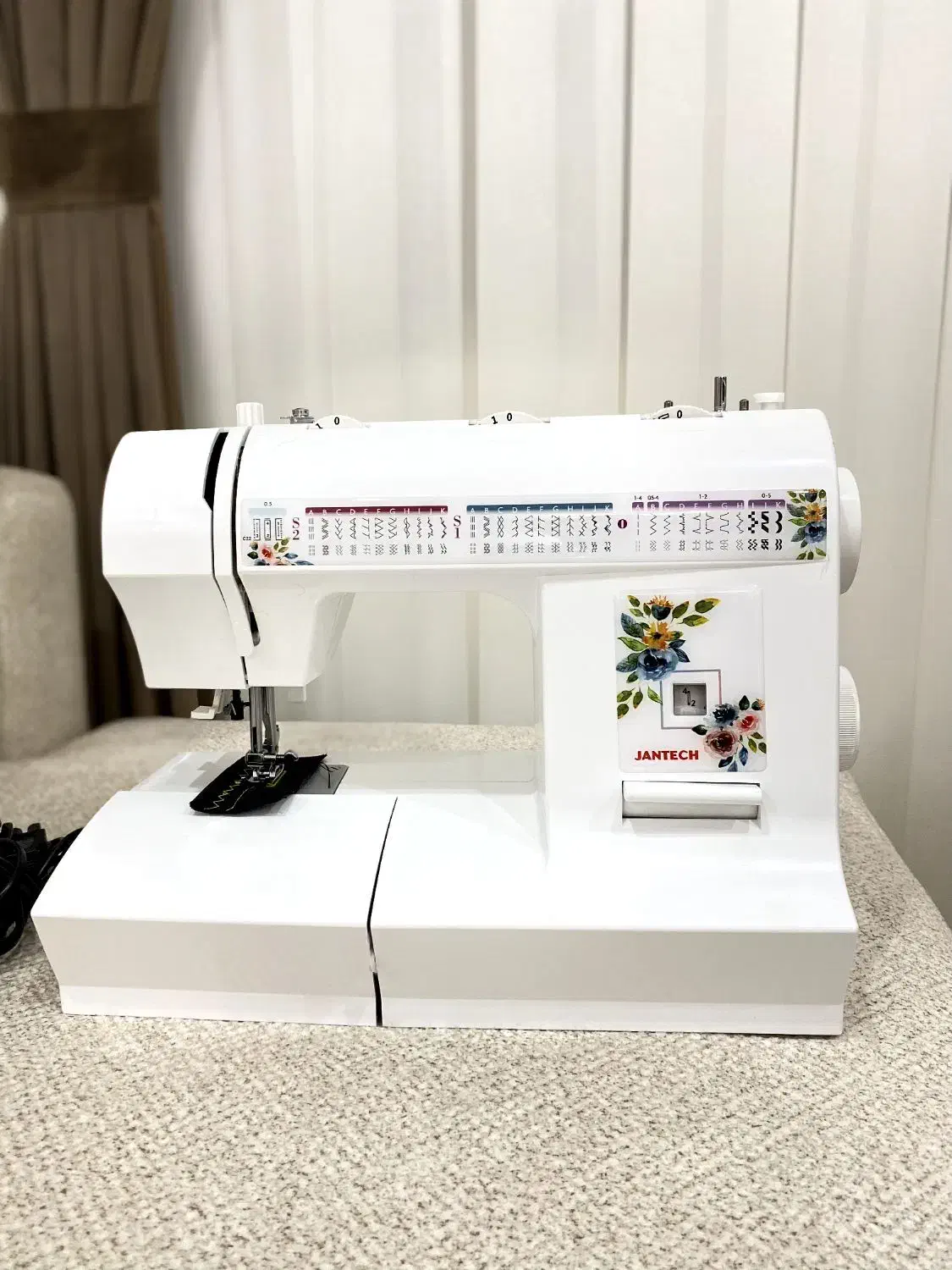 چرخ خیاطی|چرخ خیاطی و ریسندگی|ساوه, |دیوار