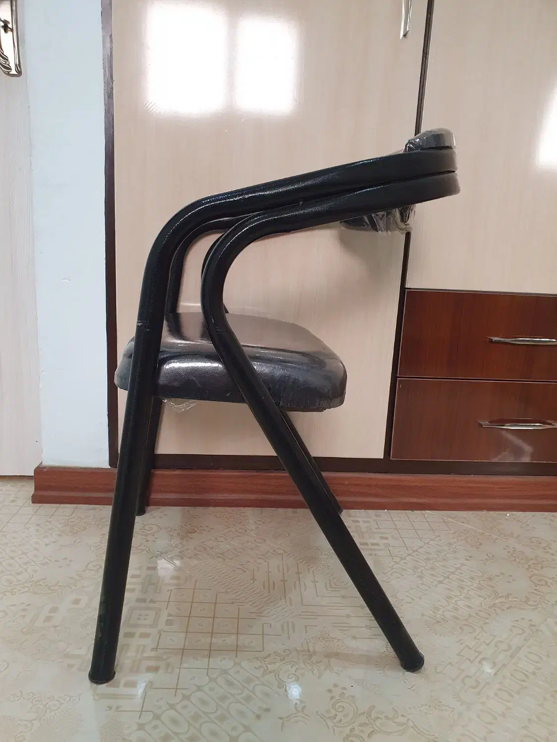 ۲ عدد صندلی اداری ومنشی|مبلمان اداری|سبزوار, عظیمیان|دیوار