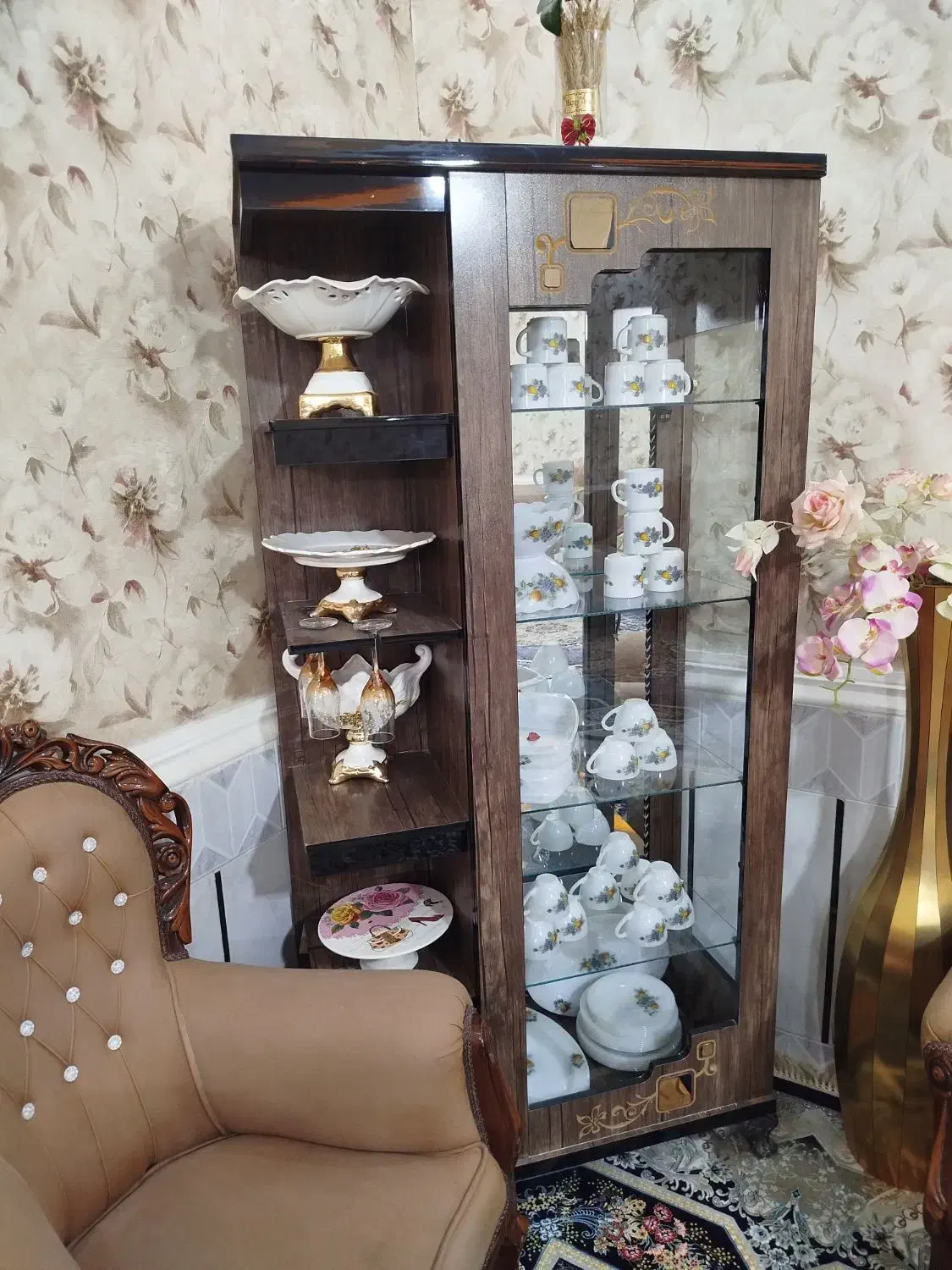 بوفه در حد نو|بوفه، ویترین، کنسول|زابل, |دیوار