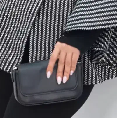 بلندی ناخن فقط با یک محصول|آرایشی، بهداشتی، درمانی|کوهنجان, |دیوار