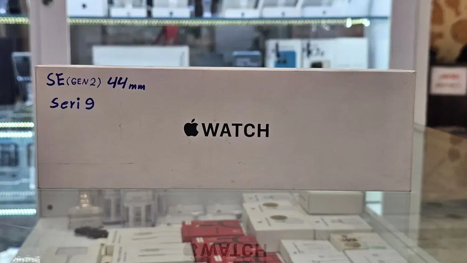 Apple Watch se 44mm|لوازم جانبی موبایل و تبلت|تهران, میدان ولیعصر|دیوار