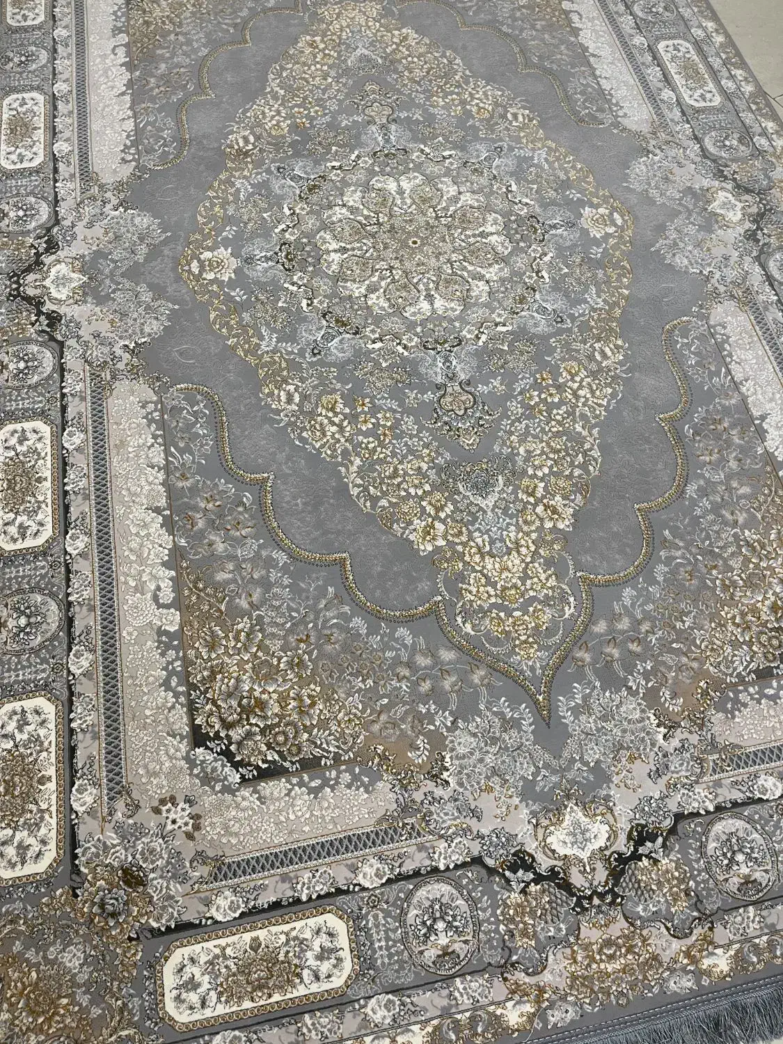 فرش کاشان۶متری نقره ای  تافته دربار(اعیان)|فرش|تهران, ارامنه|دیوار