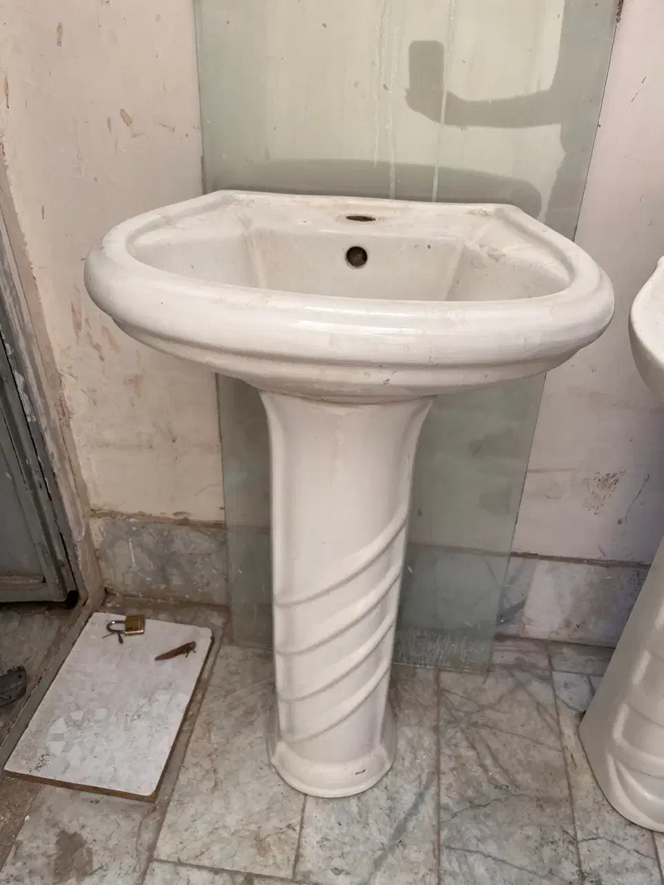 روشویی سرامیکی|لوازم سرویس بهداشتی|مشهد, آزادشهر|دیوار