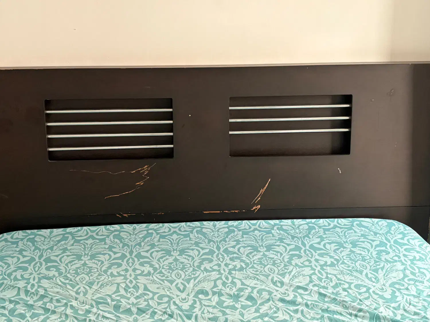 تخت ۲نفره بدون کفی|تخت و سرویس خواب|قائم‌شهر, |دیوار