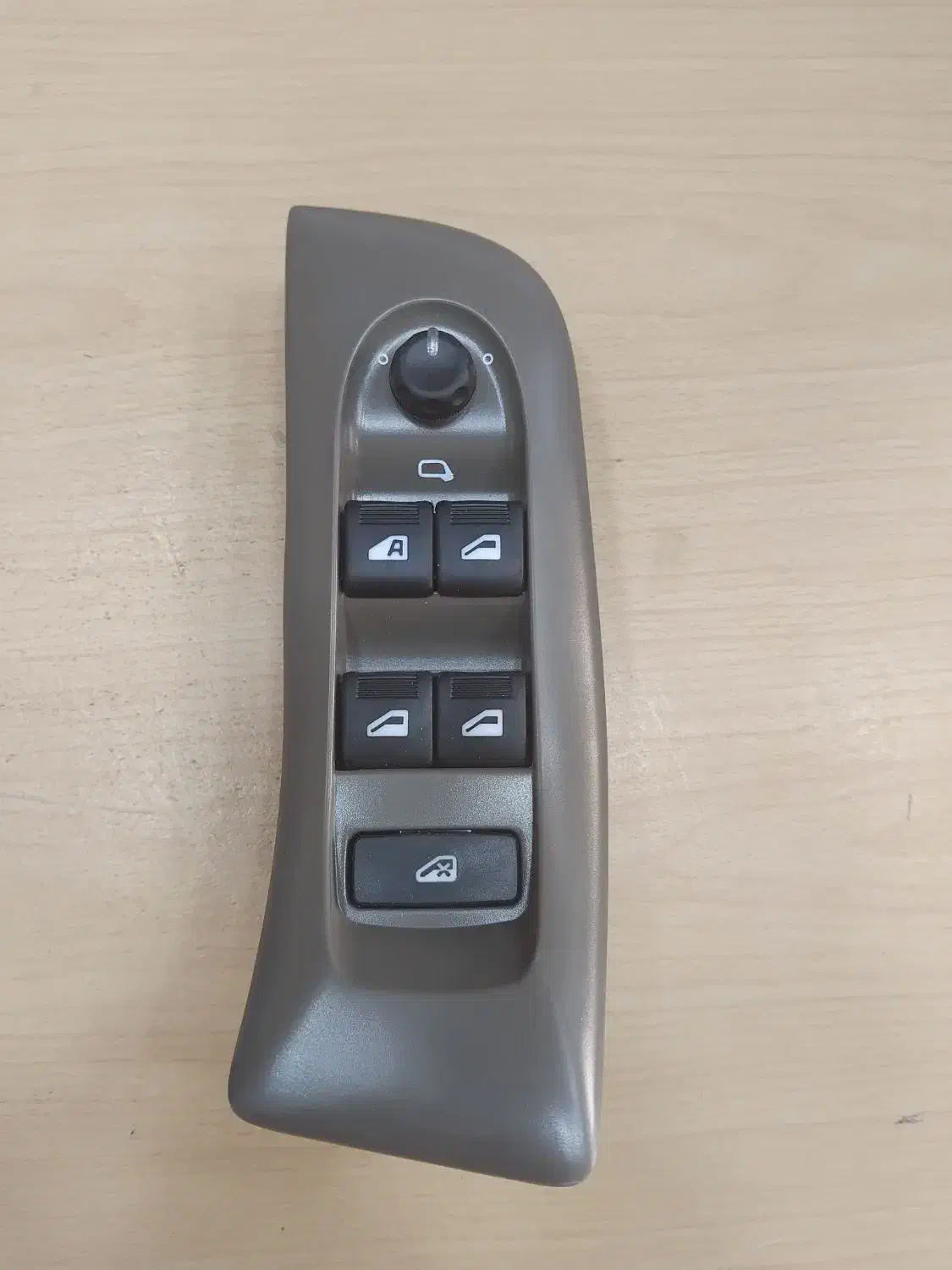 کلید شیشه بالابر|قطعات یدکی و لوازم جانبی|تهران, بازار|دیوار