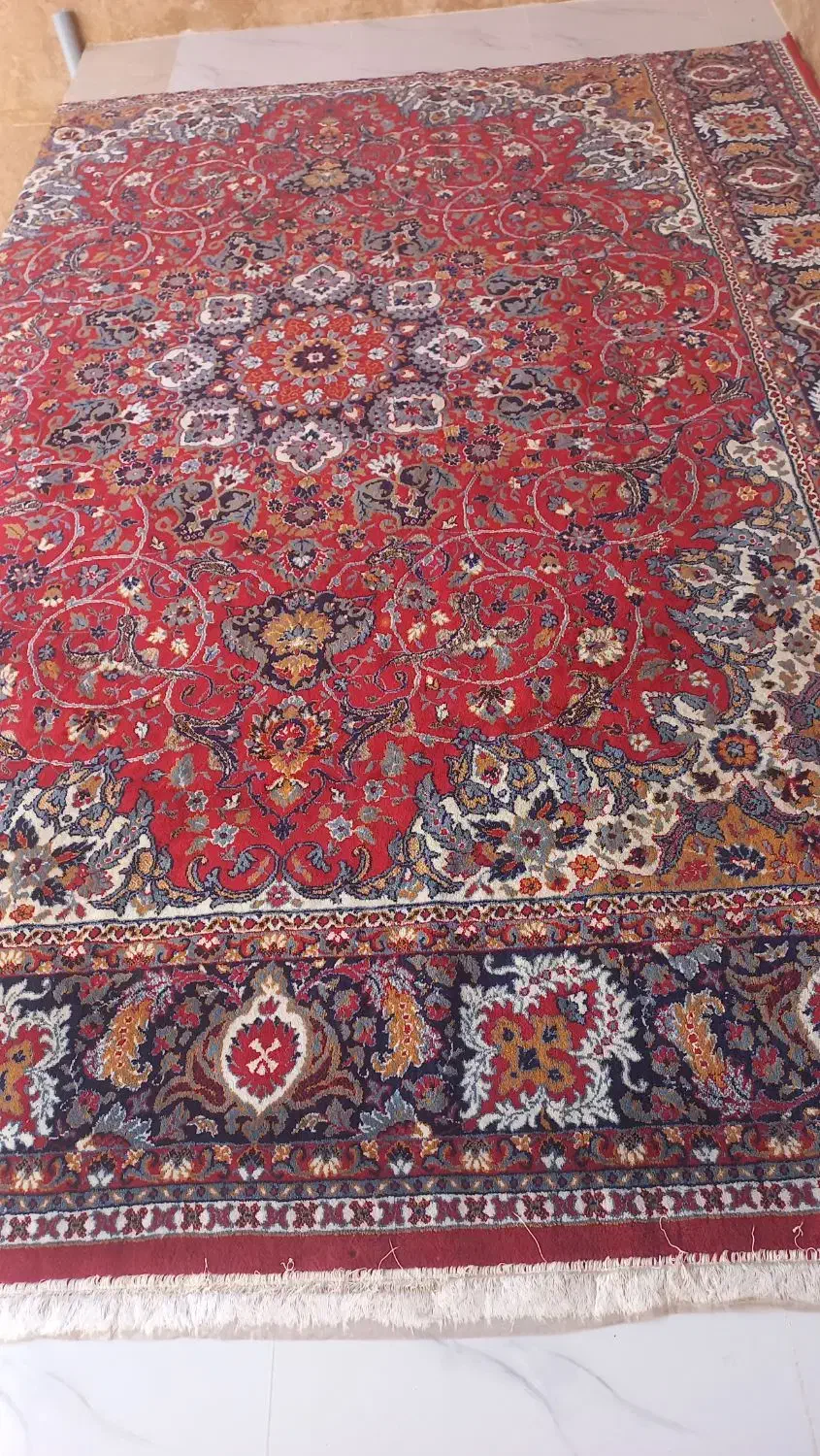 ۲تا فرش یکی ۶متری ویکی دیگه ۱۲متری هست|فرش|مراغه, |دیوار