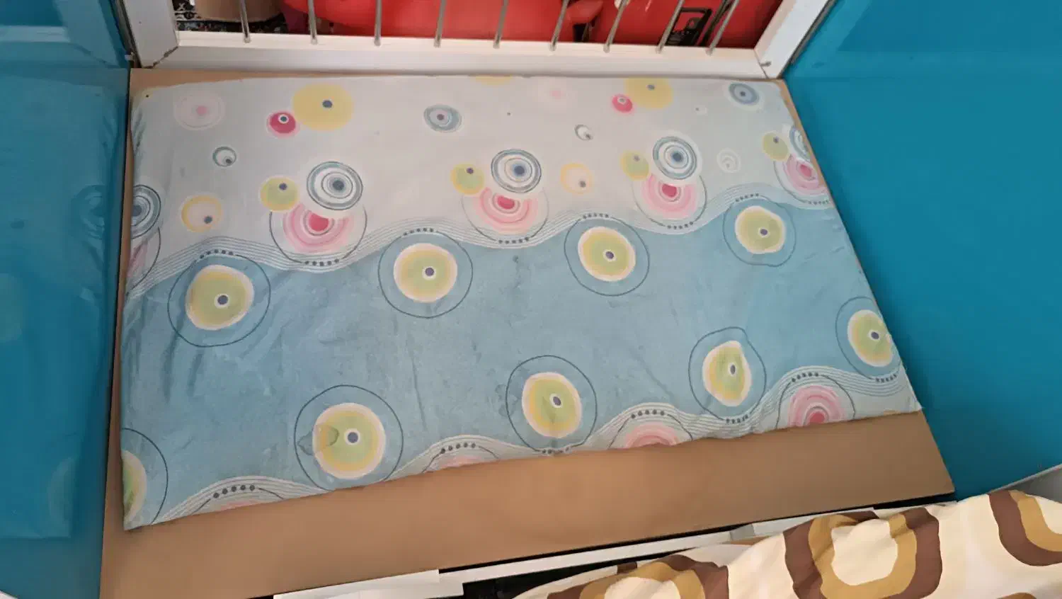 تخت کودک|تخت و صندلی بچه|بیرجند, |دیوار