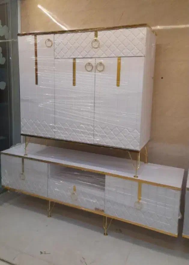 انواع مبل ومیز جلومبلی ومیزتلوزیون وجاکفشی|مبلمان خانگی و میز عسلی|گناباد, |دیوار