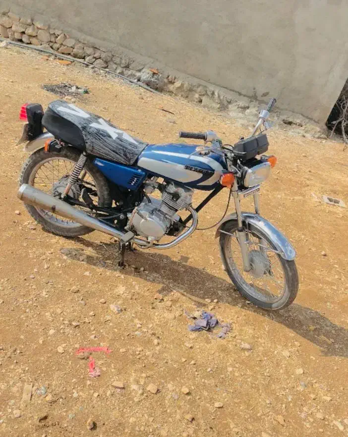 موتور ۱۲۵ تمیز مدارک دار|موتورسیکلت|خرم‌آباد, |دیوار