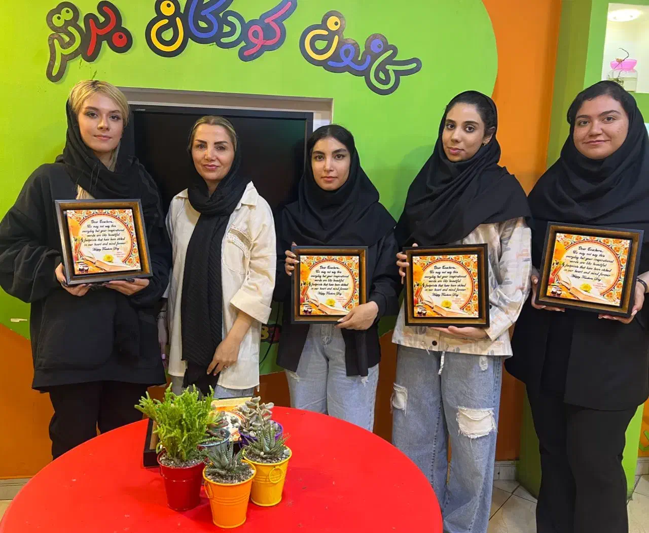 اعطای مدرک مربی زبان کودکان برتر  و  دوره ttc|استخدام آموزشی|تهران, فردوس|دیوار