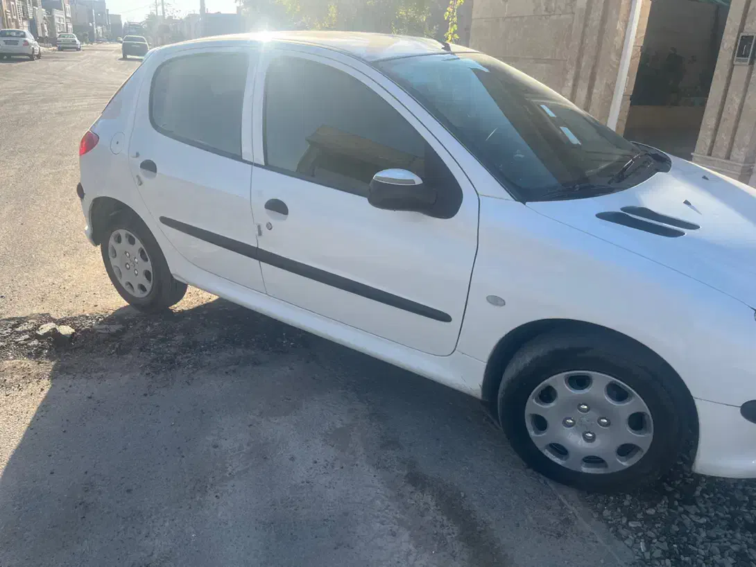 پژو ۲۰۶ تیپ ۵ مدل ۱۳۹۵|خودرو سواری و وانت|سیرجان, |دیوار