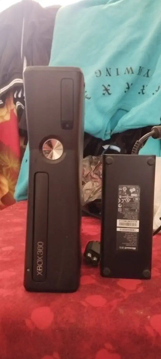 ایکس باکس 360 لمسی|کنسول، بازی ویدئویی و آنلاین|پرند, فاز ۶|دیوار