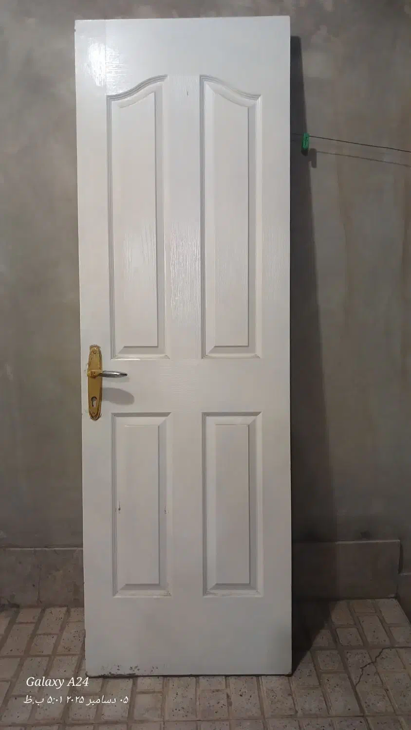 درب چوبی سالم|مصالح و تجهیزات ساختمان|مشهد, جاهد شهر|دیوار