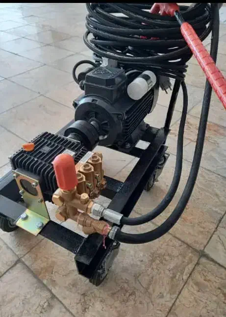 خدمات نظافتی قهرمانی|خدمات نظافت|قزوین, |دیوار