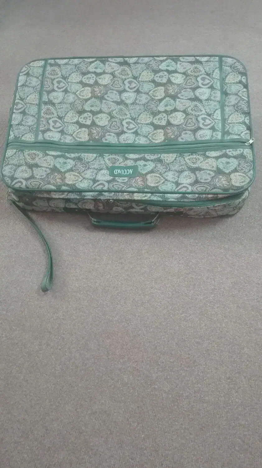 چمدان|کیف، کفش، کمربند|جهرم, |دیوار