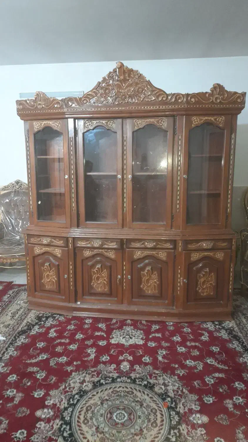 یک عدد ویترین|بوفه، ویترین، کنسول|اصفهان, پرتمان|دیوار