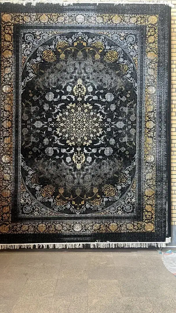 فرش|فرش|اصفهان, باغ زرشک|دیوار