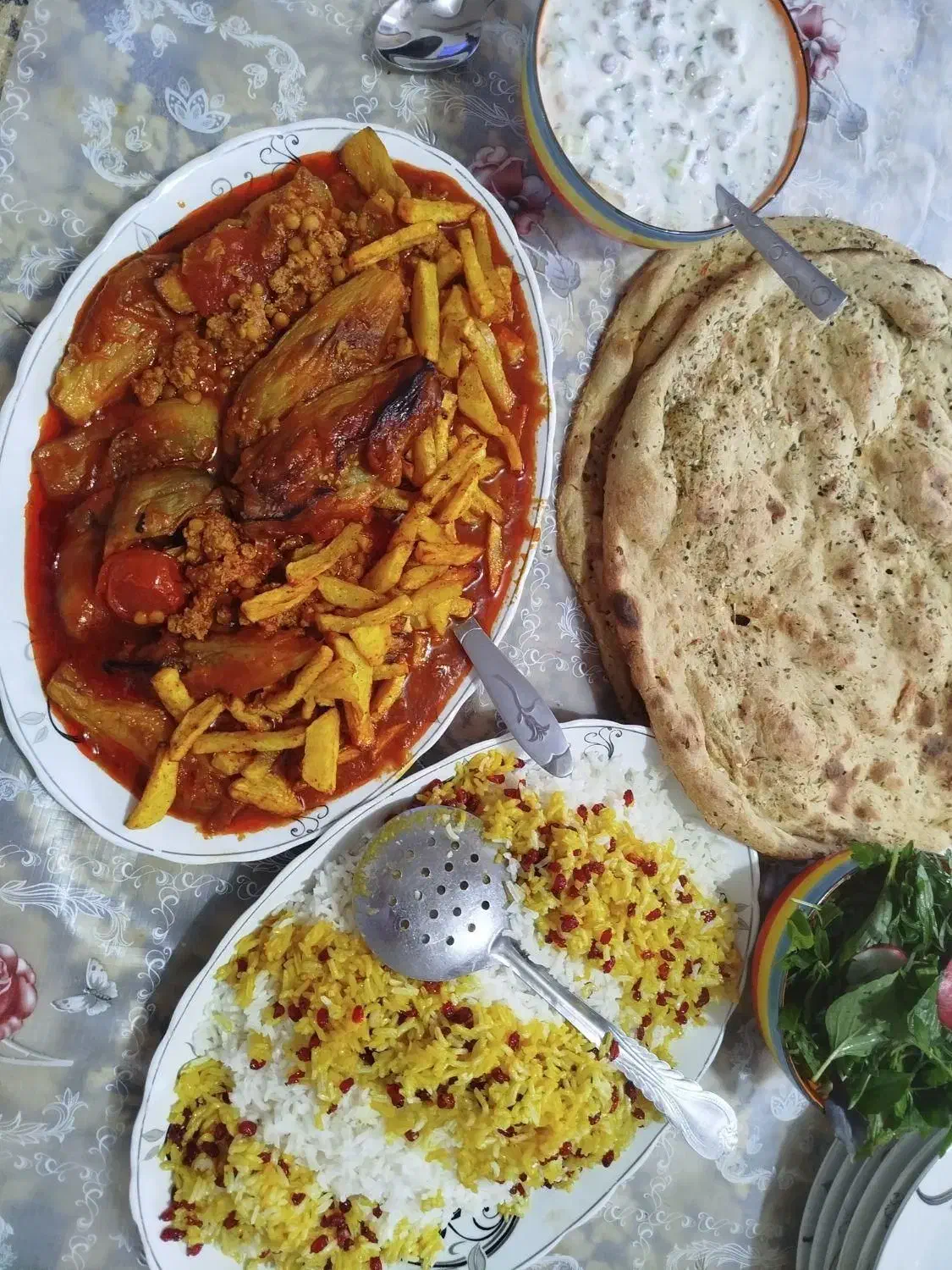 آشپزی هنر من است ( تهیه غذای لذیذ خانگی در منزل)|خدمات پذیرایی، مراسم|سیرجان, |دیوار