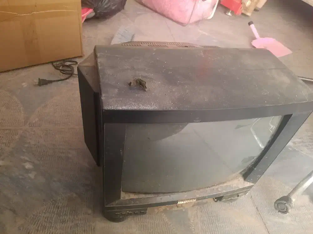 تلویزیون|تلویزیون و پروژکتور|اصفهان, آهنگران|دیوار