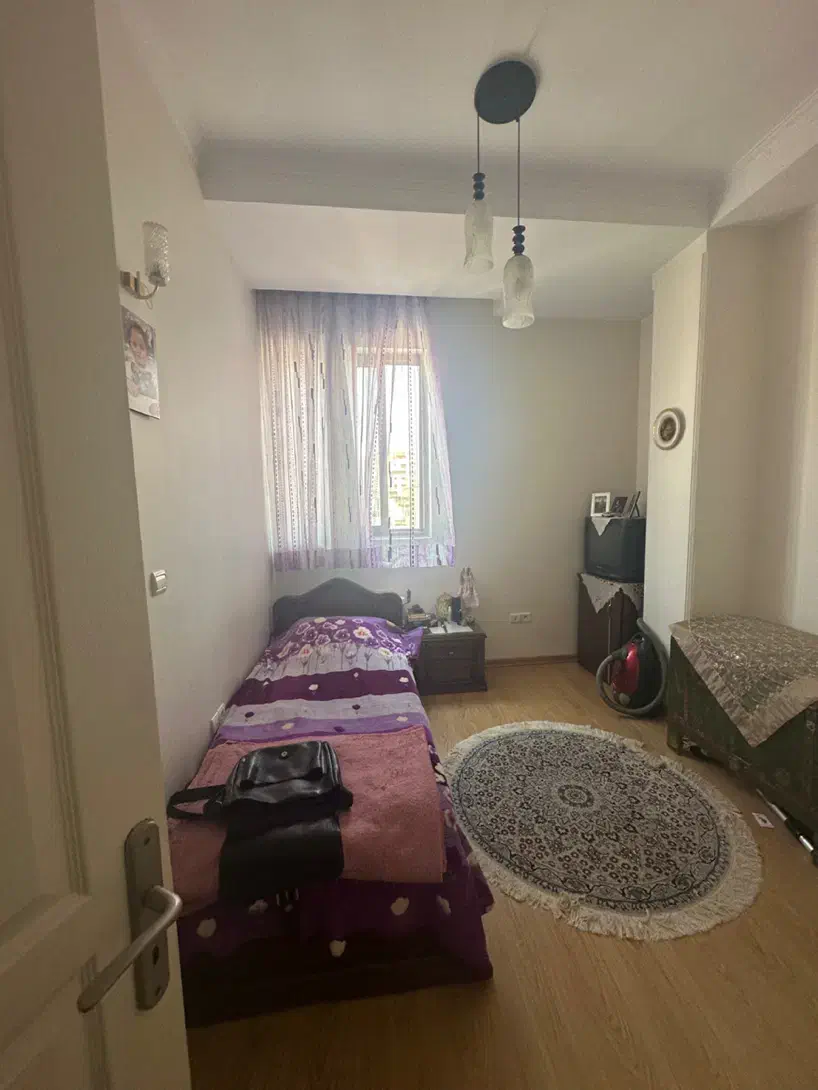 ۱۰۰متر ۲خواب با امکانات، قلهک (یخچال)