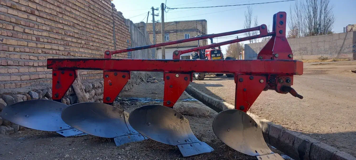 گاو آهن|ماشینآلات صنعتی|مهربان, |دیوار