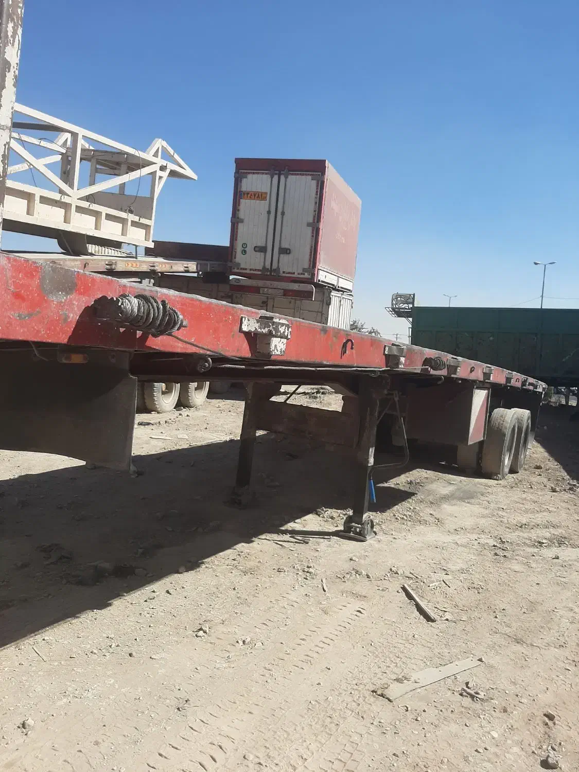 کفی سنگ کش|خودرو سنگین|برخوار, |دیوار