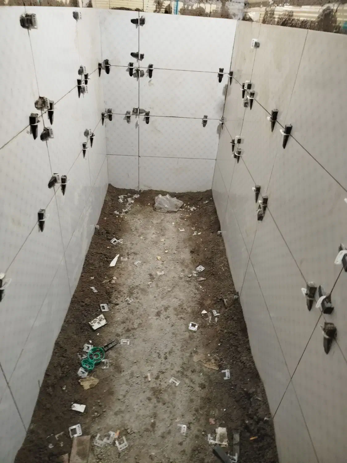 سنگه نما کاشی کاری بلوک چینی|خدمات پیشه و مهارت|صومعه‌سرا, |دیوار