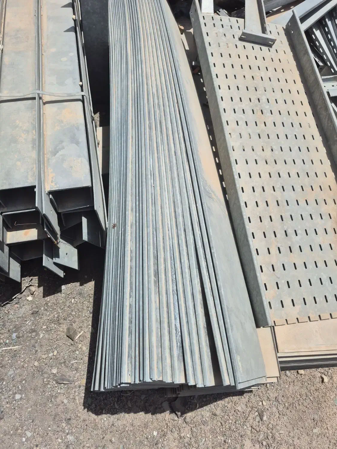 فروش سینی کابل نردبان و اتصالات جانبی مازاد پروژه|مصالح و تجهیزات ساختمان|اصفهان, هوانیروز|دیوار