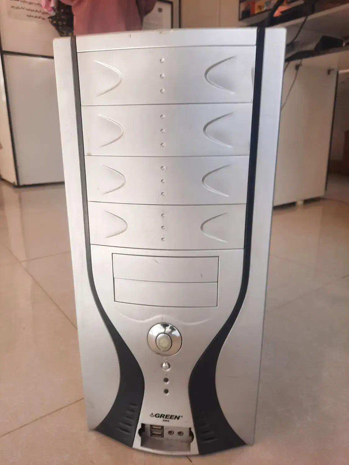 کامپیوتر گیگا کامل|رایانه رومیزی|پردیس, فاز ۸|دیوار