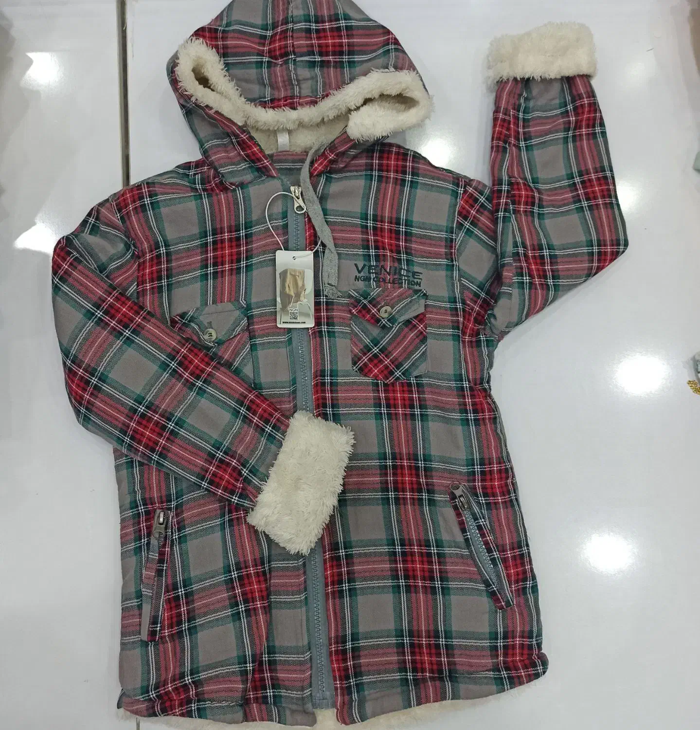 کاپشن کلاه دار داخل خز قیمت اصلی ۸۷۰|لباس|اصفهان, شیخ اشراق|دیوار