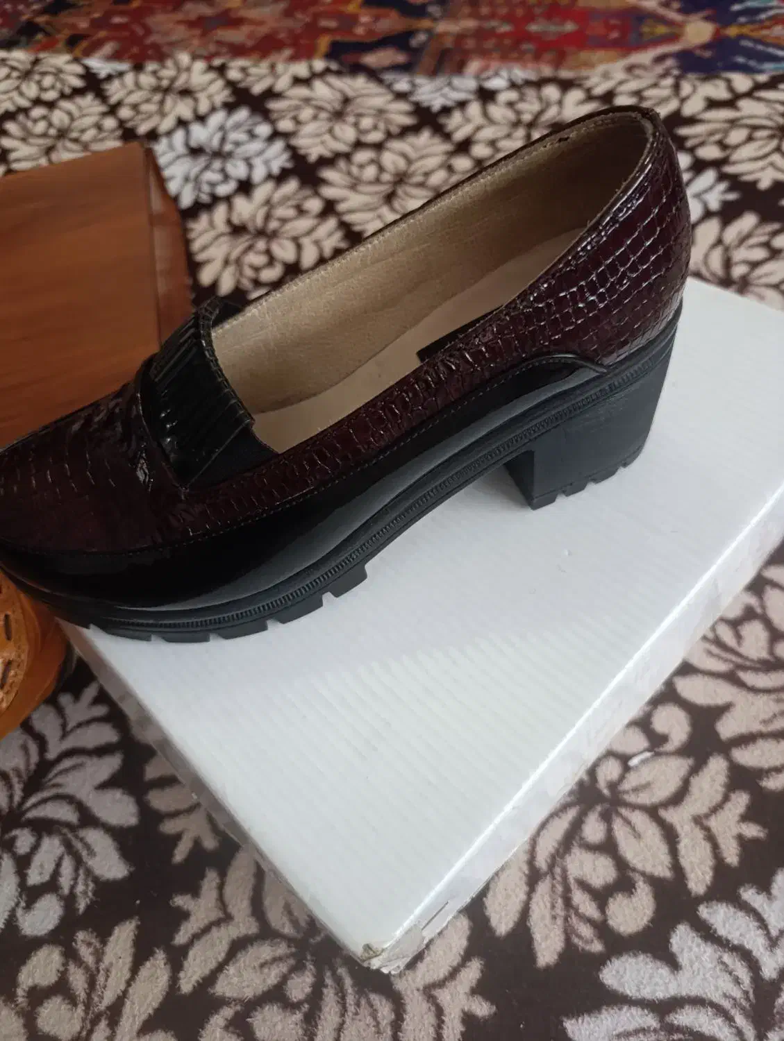 کفش چرم مناسب کادو روز مادر|کیف، کفش، کمربند|تبریز, |دیوار