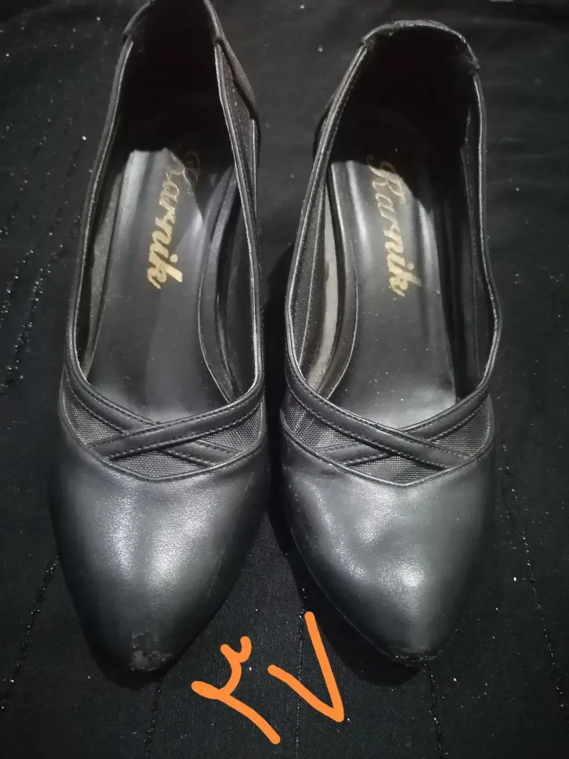 کفش|کیف، کفش، کمربند|قم, ولیعصر|دیوار